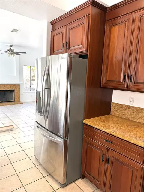 Kitchen - 6906 Hastings, Moorpark, CA 93021 photo 5 of 7