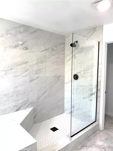 Bath - 6906 Hastings, Moorpark, CA 93021 photo 3 of 11