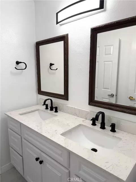 Bath - 6906 Hastings, Moorpark, CA 93021 photo 7 of 11