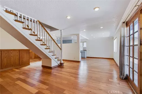 Living - 2977 Dorham Ct, Simi Valley, CA 93065 photo 5 of 7