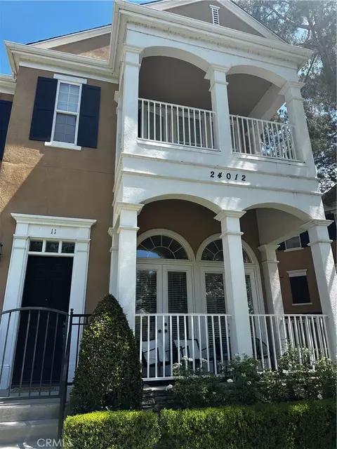 24012 Bridgeport, Valencia, CA 91355