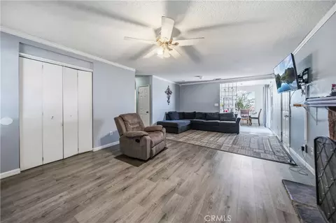 Living - 21511 San Gabriel, Tehachapi, CA 93561 photo 2 of 3