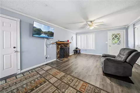 Living - 21511 San Gabriel, Tehachapi, CA 93561 photo 3 of 3