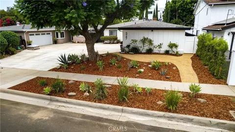 5747 Agnes Ave, Valley Village, CA 91607