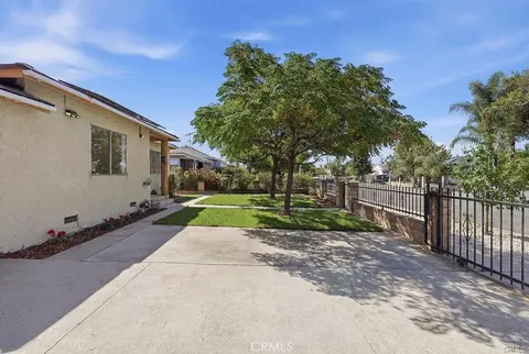 Exterior - 10332 Cayuga Ave, Pacoima, CA 91331 photo 2 of 5