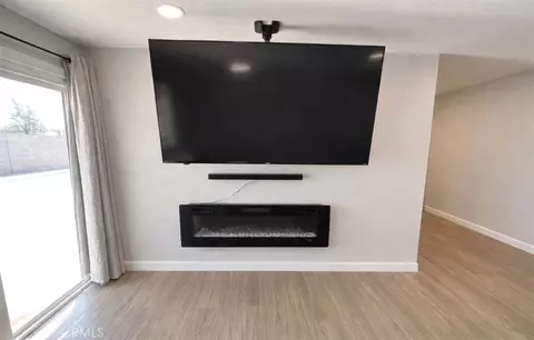 Living - 45414 Raysack, Lancaster, CA 93535 photo 1 of 4