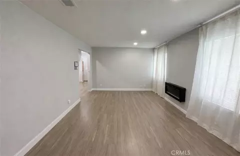 Living - 45414 Raysack, Lancaster, CA 93535 photo 3 of 4