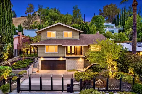22921 Cass Ave, Woodland Hills, CA 91364