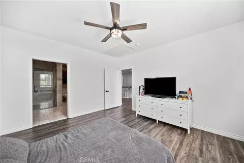 Bedroom - 28251 Infinity, Santa Clarita, CA 91390 photo 2 of 6