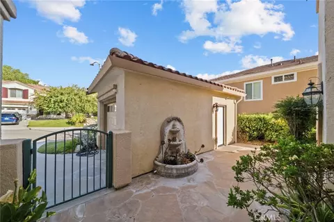 Exterior - 28251 Infinity, Santa Clarita, CA 91390 photo 9 of 12