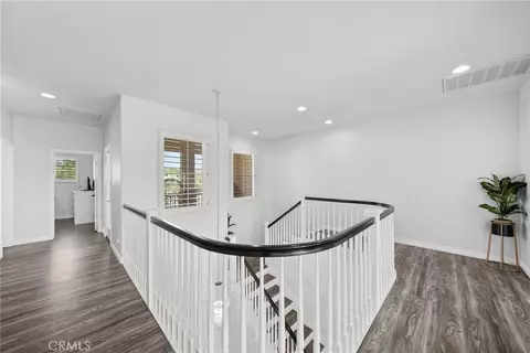 Entry Way - 28251 Infinity, Santa Clarita, CA 91390 photo 8 of 10