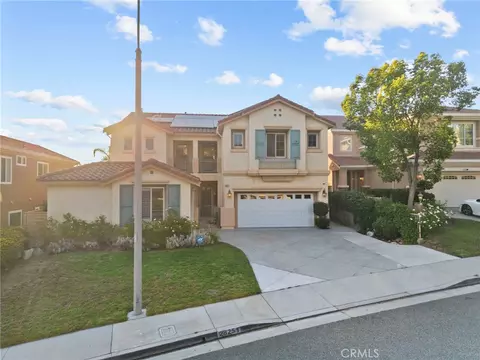 Exterior - 28251 Infinity, Santa Clarita, CA 91390 photo 2 of 12