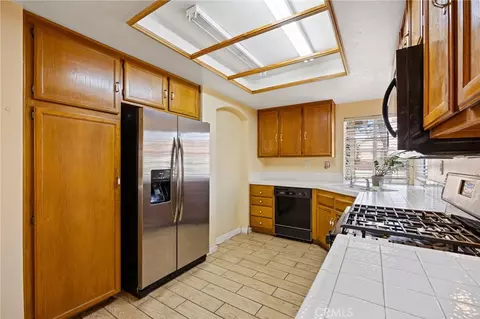 Kitchen - 5856 Blue Sage, Palmdale, CA 93552 photo 3 of 3