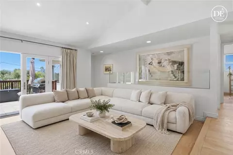 10335 Orton, Los Angeles, CA 90064
