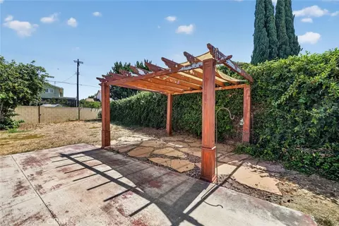 Exterior - 2380 Bryson Pl, Simi Valley, CA 93065 photo 8 of 9