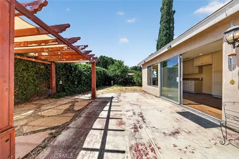 Exterior - 2380 Bryson Pl, Simi Valley, CA 93065 photo 5 of 9
