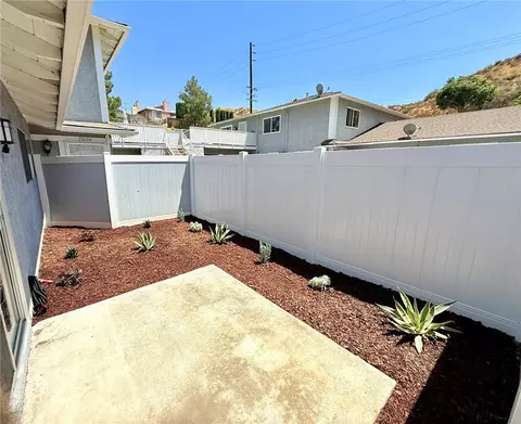 Exterior - 28196 Robin, Saugus, CA 91350 photo 3 of 3