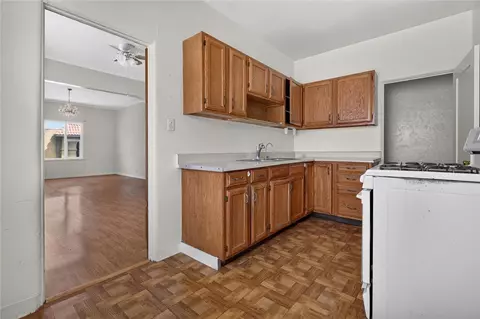 Kitchen - 804 E Palmer Ave, Glendale, CA 91205 photo 2 of 2
