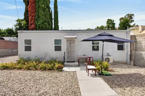Exterior - 804 E Palmer Ave, Glendale, CA 91205 photo 3 of 4