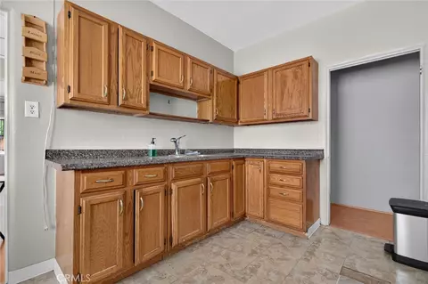 Kitchen - 804 E Palmer Ave, Glendale, CA 91205 photo 1 of 2