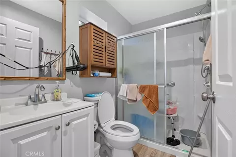 Bath - 804 E Palmer Ave, Glendale, CA 91205 photo 5 of 5