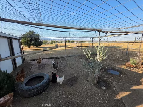 Exterior - 50008 Three Pts, Lancaster, CA 93536 photo 14 of 19