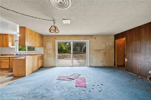 Living - 1340 Durham St, Simi Valley, CA 93065 photo 6 of 6