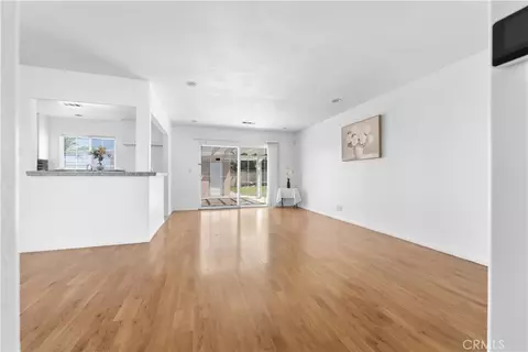 Living - 13902 S Zamora, Compton, CA 90222 photo 1 of 6