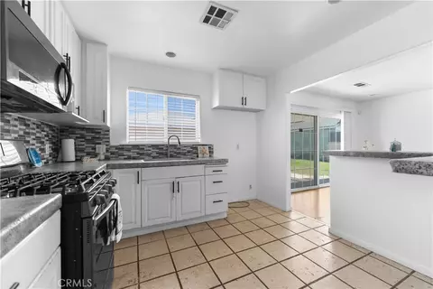 Other - 13902 S Zamora, Compton, CA 90222 photo 3 of 5