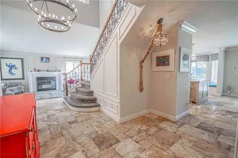Entry Way - 21720 Don Gee Ct, Saugus, CA 91350 photo 10 of 15