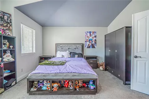 Bedroom - 21720 Don Gee Ct, Saugus, CA 91350 photo 9 of 9