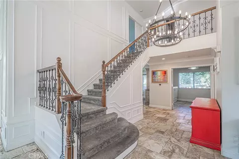 Entry Way - 21720 Don Gee Ct, Saugus, CA 91350 photo 5 of 15