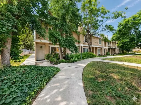 14344 Foothill #501, Sylmar, CA 91342