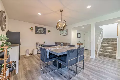 Dining - 2575 Victoria, Simi Valley, CA 93065 photo 3 of 6