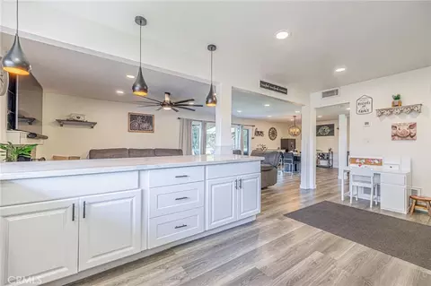 Kitchen - 2575 Victoria, Simi Valley, CA 93065 photo 5 of 6