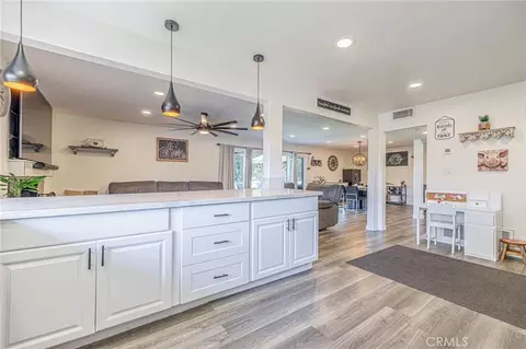 Kitchen - 2575 Victoria, Simi Valley, CA 93065 photo 3 of 6