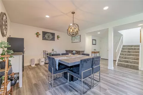Dining - 2575 Victoria, Simi Valley, CA 93065 photo 4 of 6