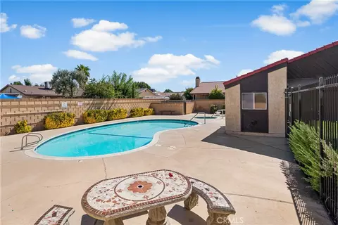 Exterior - 1152 E Avenue J12, Lancaster, CA 93535 photo 5 of 5
