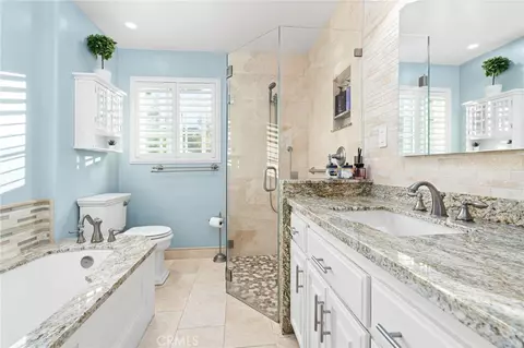 Bath - 434 Devon Ct, San Ramon, CA 94583 photo 4 of 4