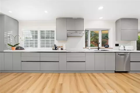 Kitchen - 434 Devon Ct, San Ramon, CA 94583 photo 2 of 3
