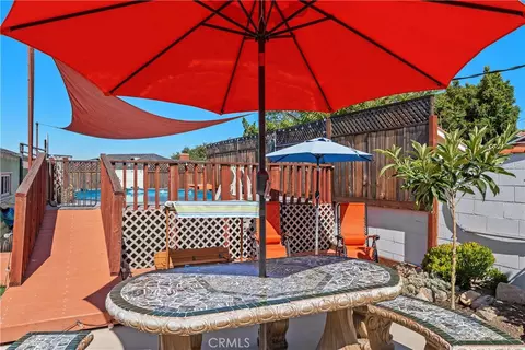 Exterior - 10739 Helendale, Tujunga, CA 91042 photo 8 of 10