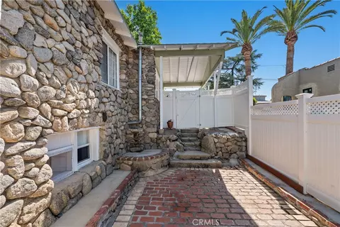 Exterior - 10739 Helendale, Tujunga, CA 91042 photo 9 of 10