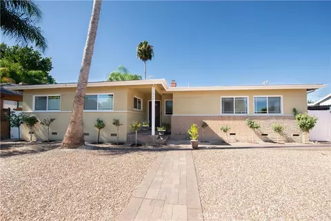 19541 Victory Blvd, Reseda, CA 91335