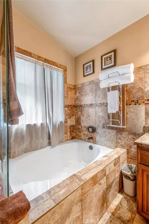 Bath - 559 Amethyst, Walnut, CA 91789 photo 4 of 6