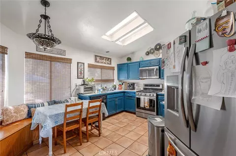 Kitchen - 559 Amethyst, Walnut, CA 91789 photo 1 of 3