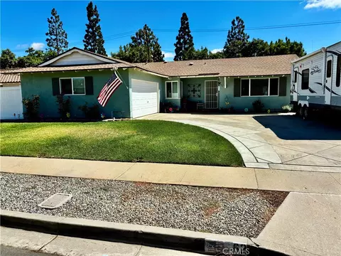 62 E Calle La Sombra, Camarillo, CA 93010