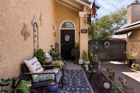 Exterior - 44809 Caboose Dr, Lancaster, CA 93535 photo 2 of 8