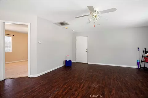Living - 14664 Pamlico Rd, Apple Valley, CA 92307 photo 8 of 9