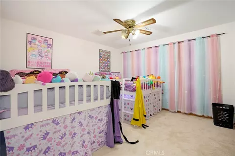 Bedroom - 14664 Pamlico Rd, Apple Valley, CA 92307 photo 4 of 9