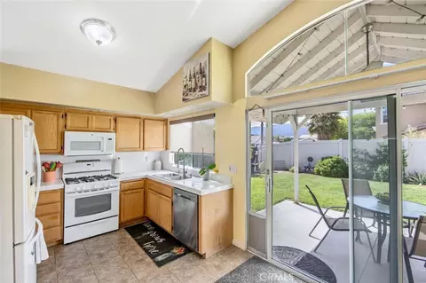 Kitchen - 430 River St, Fillmore, CA 93015 photo 1 of 2
